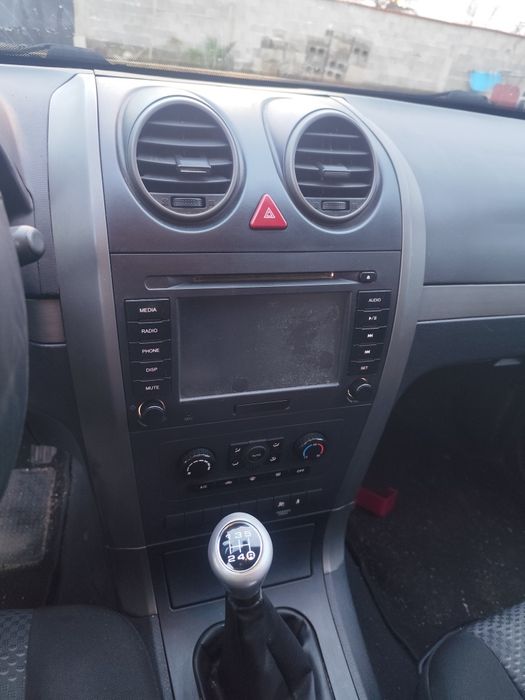 Продавам джип газ бензин