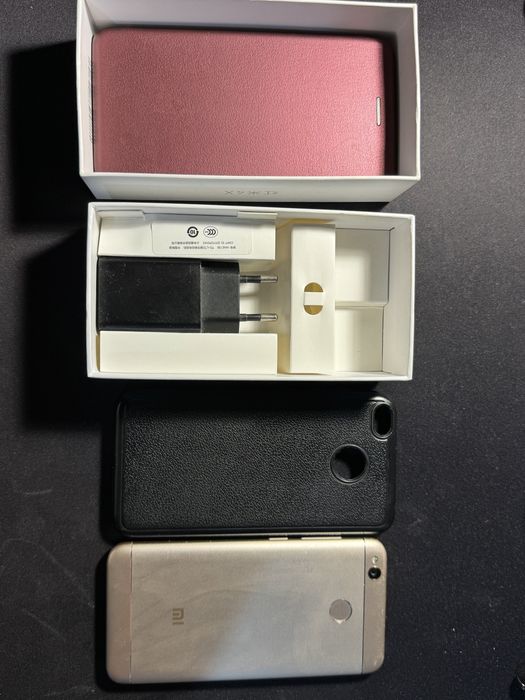 Смартфон Xiaomi Redmi 4X