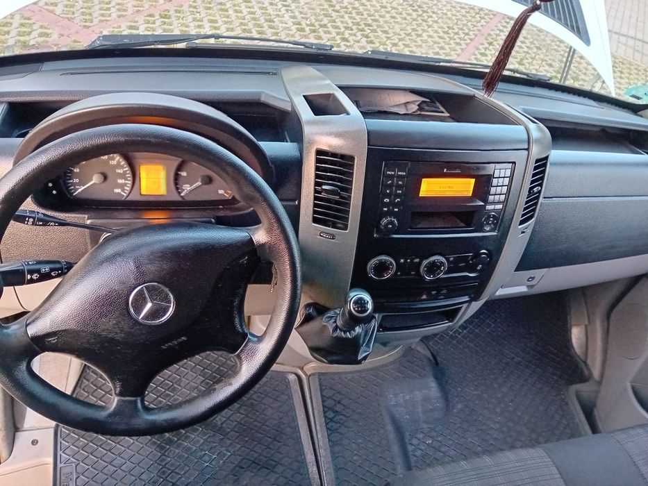 Mercedes sprinter xxl 519 v6 euro 6