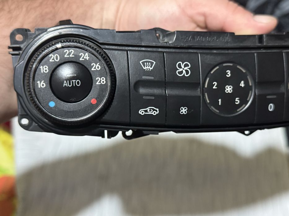 W211 управление на климатроника