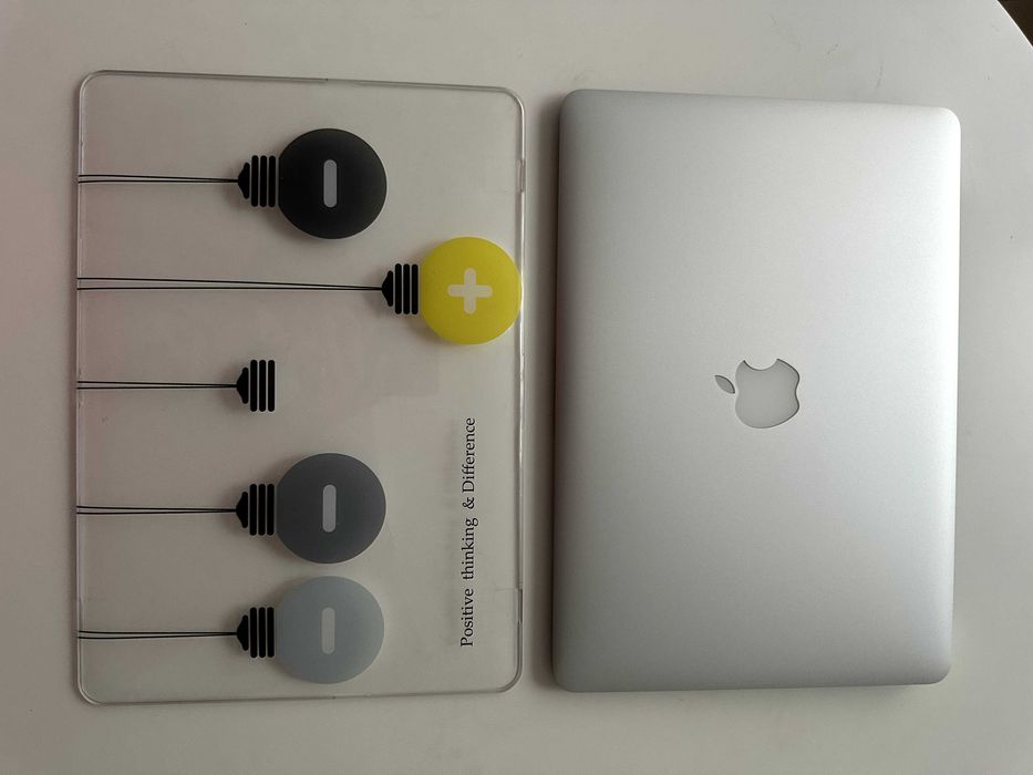 Laptop Mac Book Air 13 , I5,