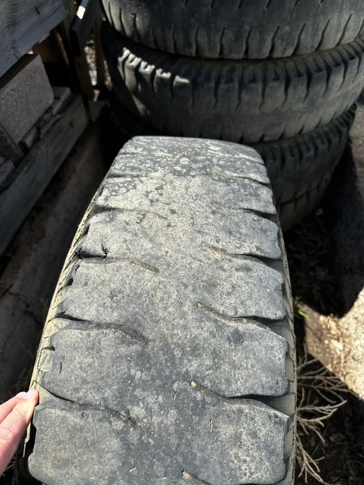 Продам б/у резину