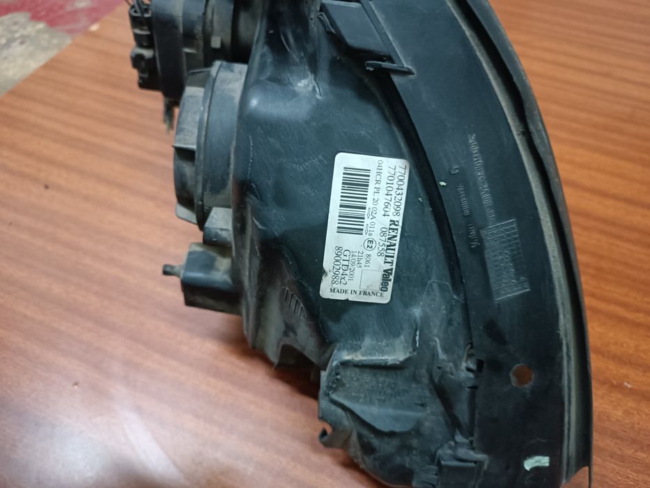 Части за Рено Сценик