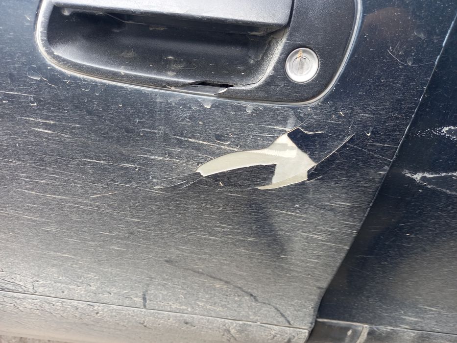 Продам Тойота карина е