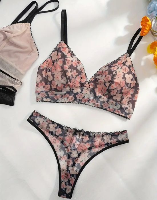 Комплекте нижнее белье