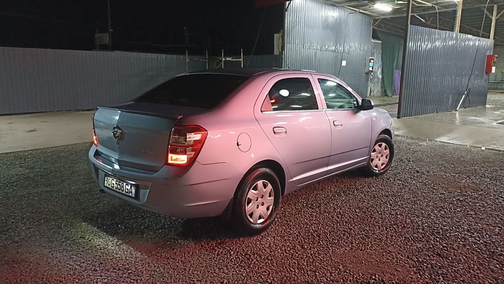 cobalt 2014 yil 1 qól moshina