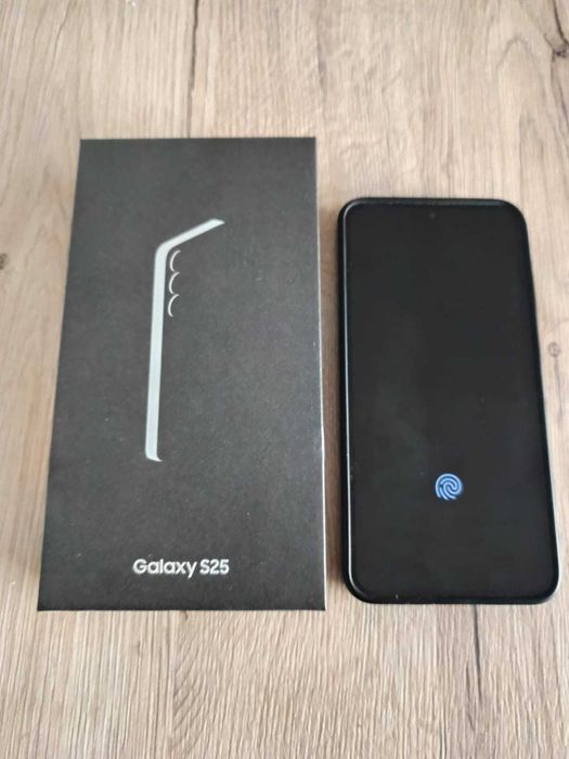 De vanzare Samsung S25