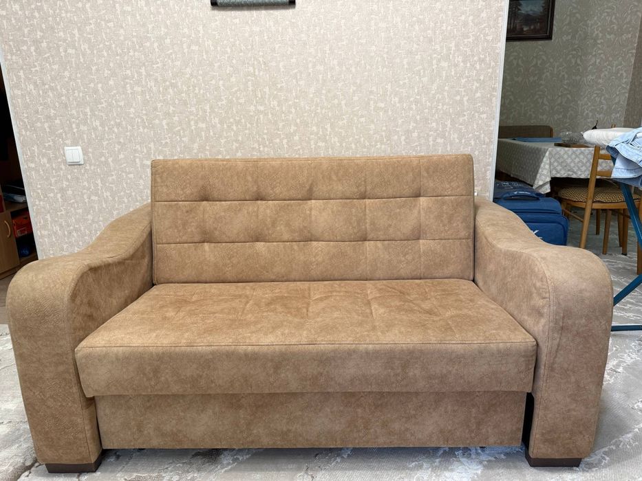 Продается диван б/у