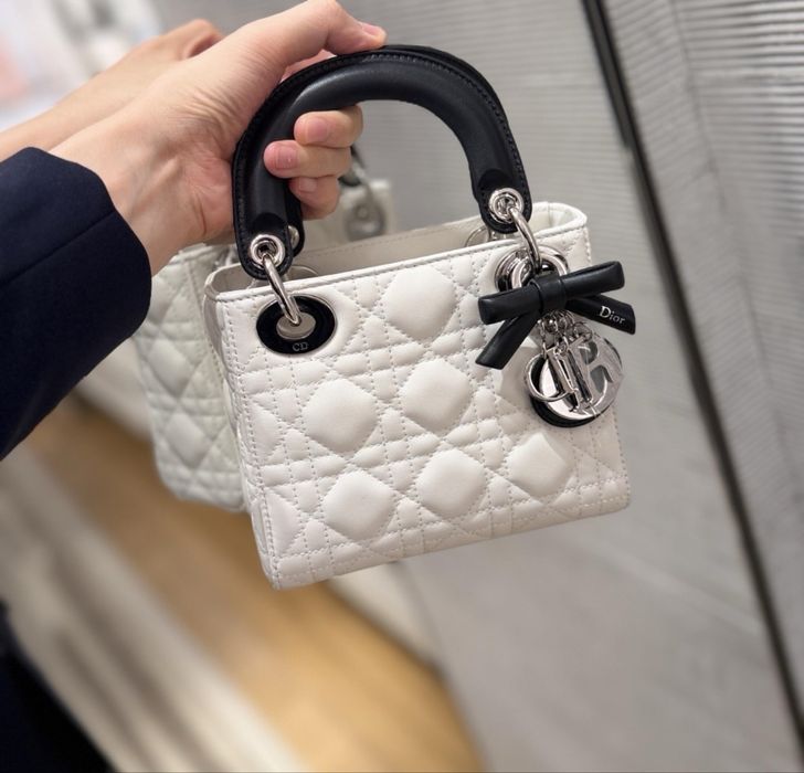 Dior lady чанта……