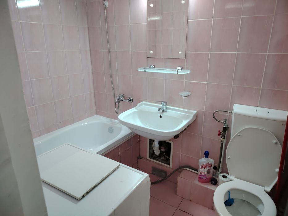 Închiriez garsonieră în regim hotelier