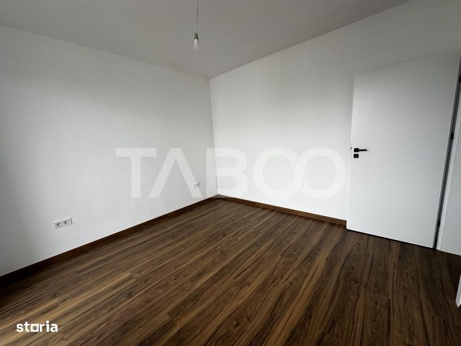 Apartament de vanzare 3 camere 2 bai 1 logie 1 balcon loc de parcare