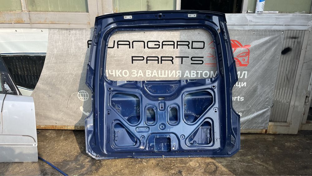 Багажна врата Ford Tourneo Courier 2018-