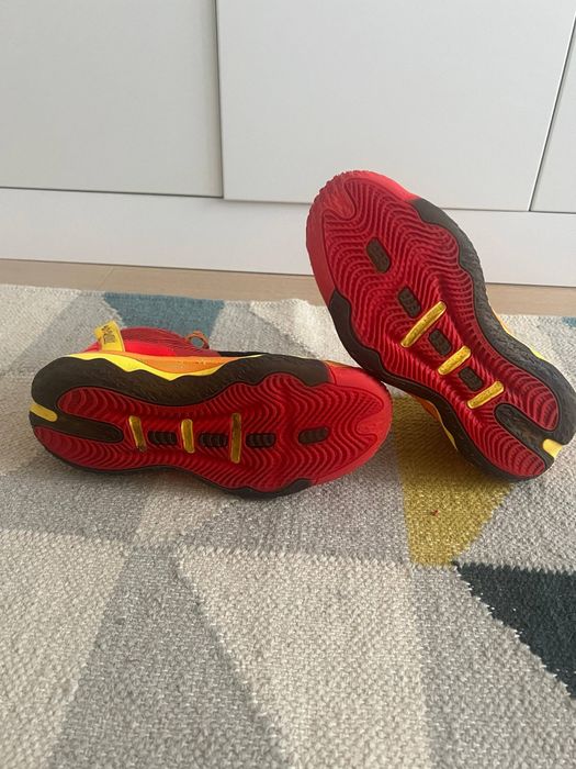 Adidas x The Incredibles – mărime 39 1/3 EU