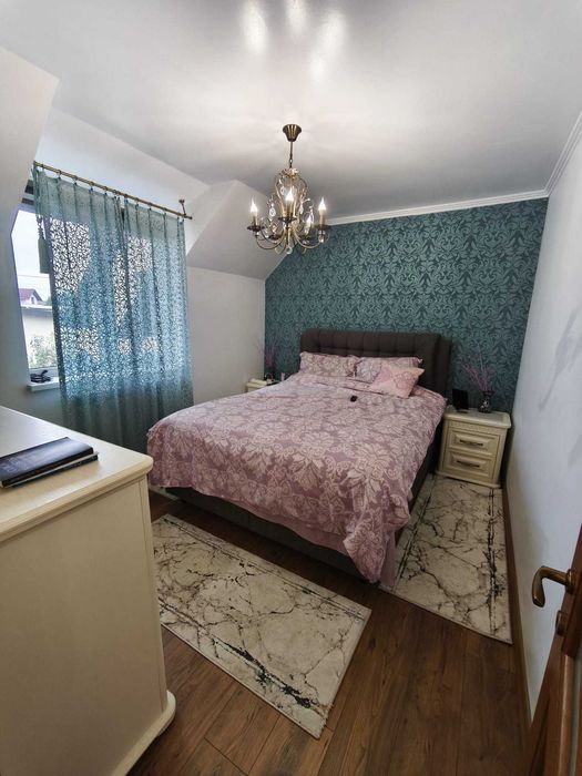 Proprietar | Casă P+E+Pod Ipotești (84 mp + Terasă 25 mp Acoperită) Total 109 mp | 2 Parcări | Parchet bambus
