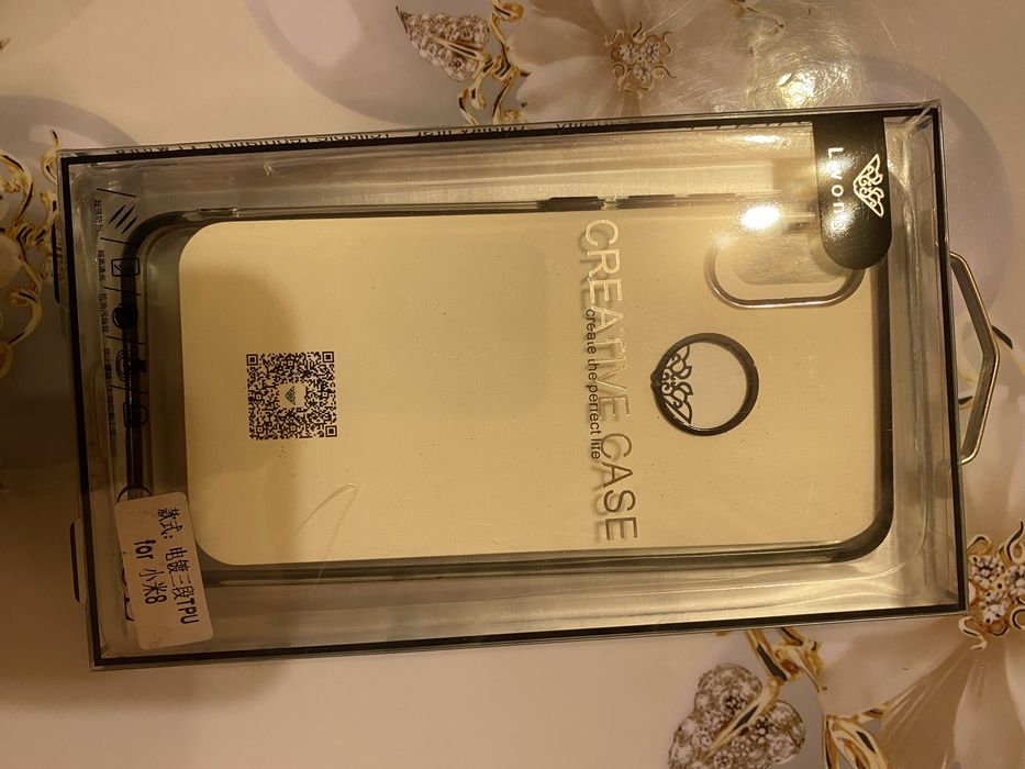 Продам телефон MI8 128GB