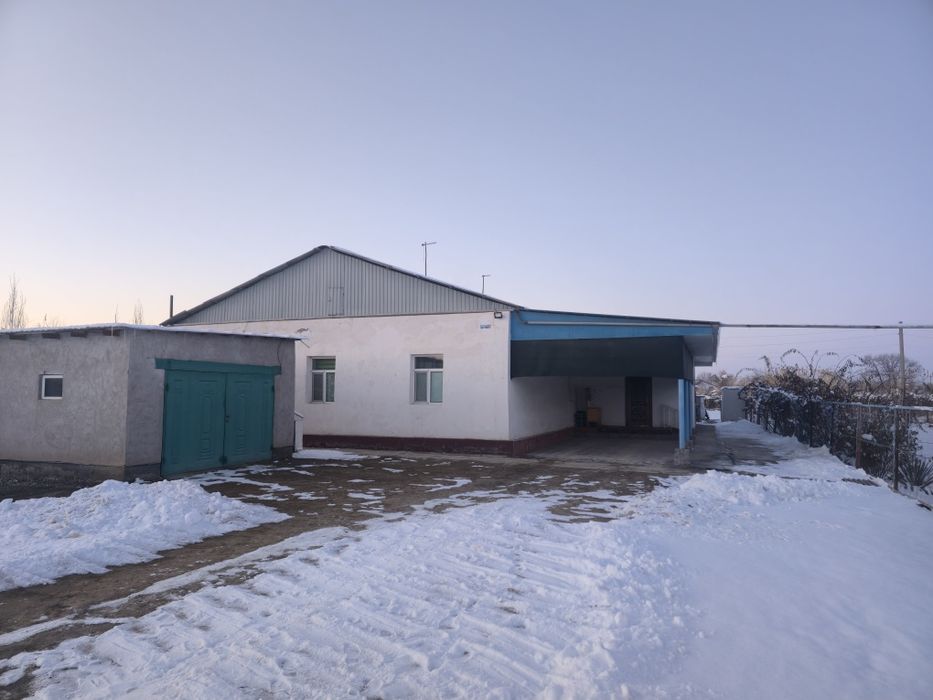 Шоманай районы Қарабайлы ауылында жай сатылады