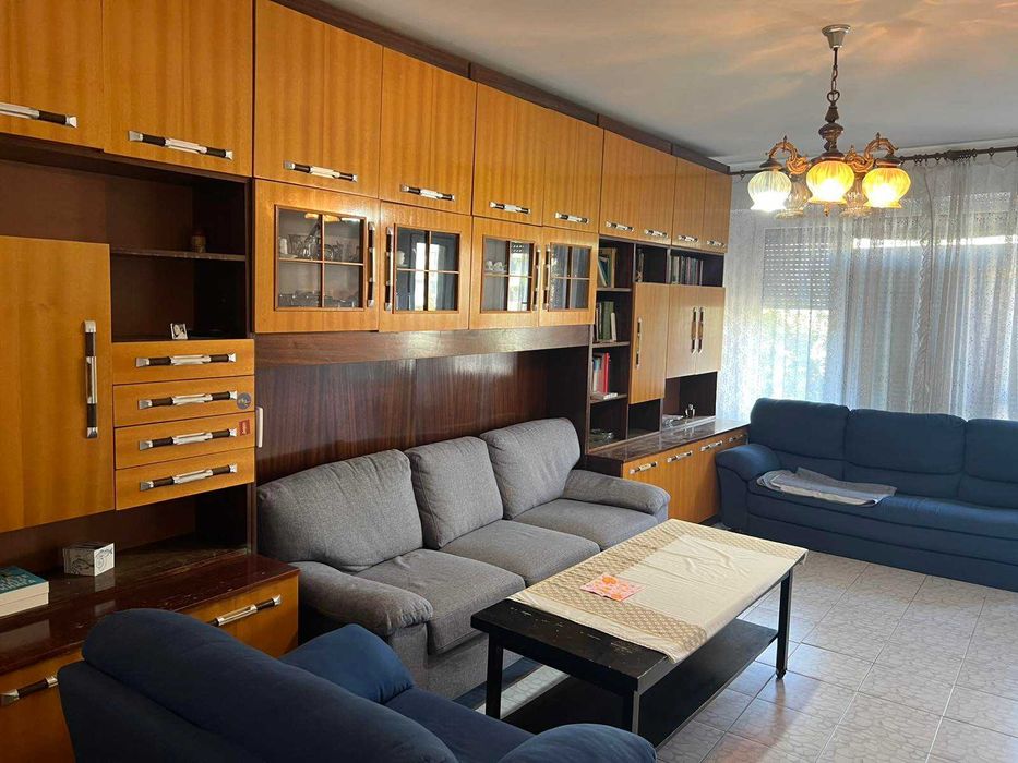Продава се Тристаен апартамент в Пловдив, Христо Смирненски - 91 кв.м за 1561 €/кв.м - Снимка #2