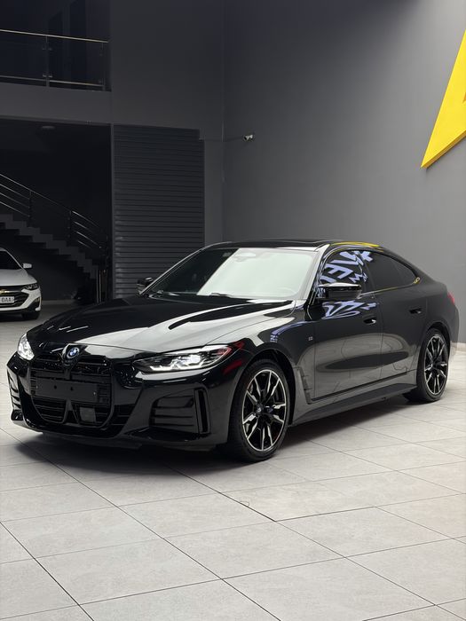 Продается BMW i4 m50