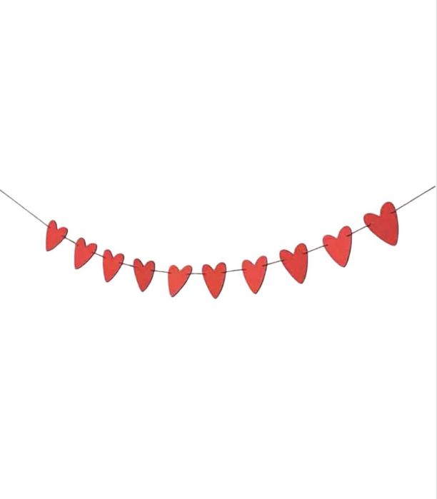 Гирлянда из деревянных сердечек