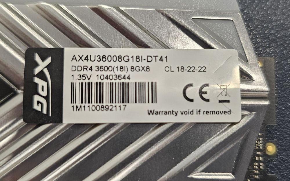 XPG DD4 32 gb 3600 mhz (4 штуки)