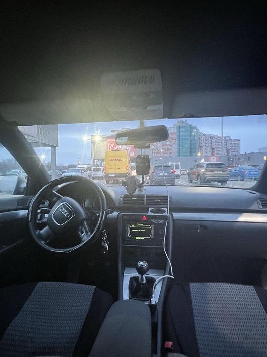 AUDI A4 2005 — imagine 8
