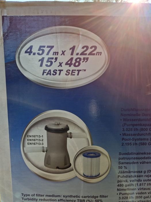 Продам бескаркасный бассейн размер 4,57×1,22
