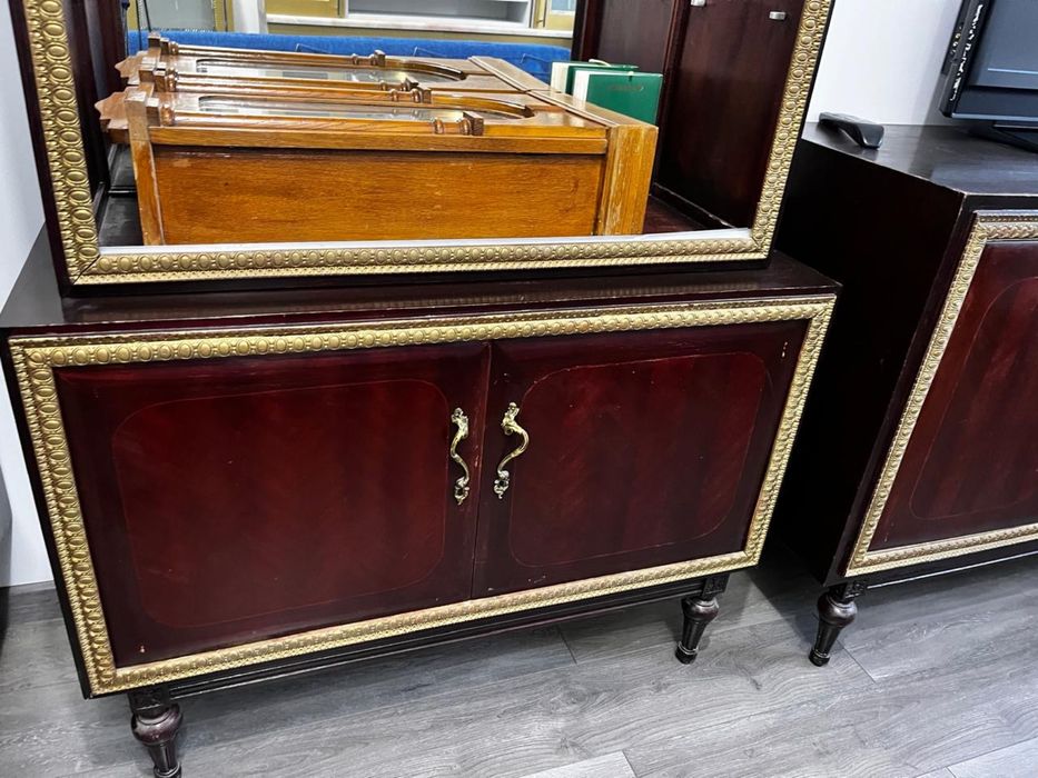 Антикварные буфеты камоды тумбы