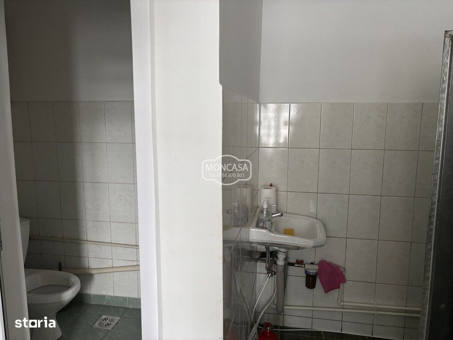 Spatiu comercial zona Bulevard-Sala Polivalenta