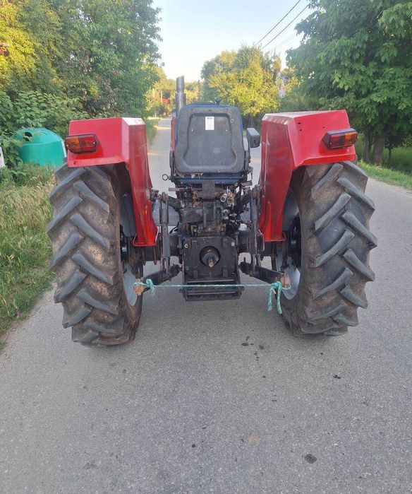 Tractor Universal 453, an 2004, greu si semigreu, distanțier mare, servodirectie, carte RO