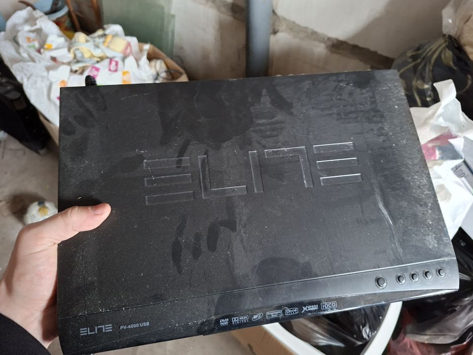 DVD плеър ELITE.