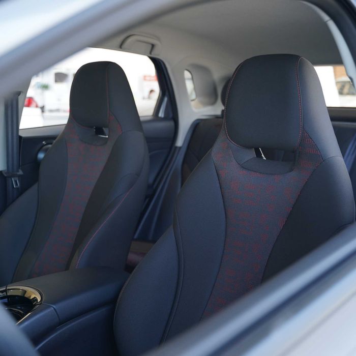 BYD e2 электромобиль