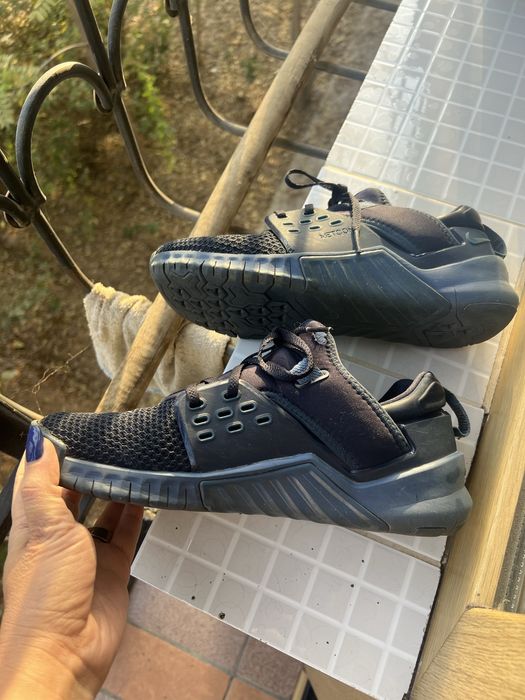 Кроссовки 40 размер