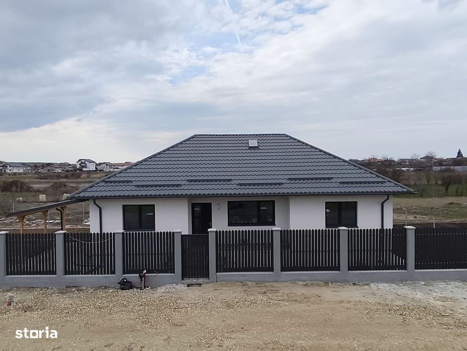 FARA COMISION casa cu 4 camere 2 bai PARTER + Pod Mansardabil la cheie