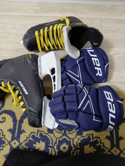 Продам коньки и карги вместе