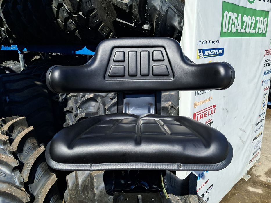 Scaun Universal tractor U650 U445 nou cu reglaj triplu si amortizor