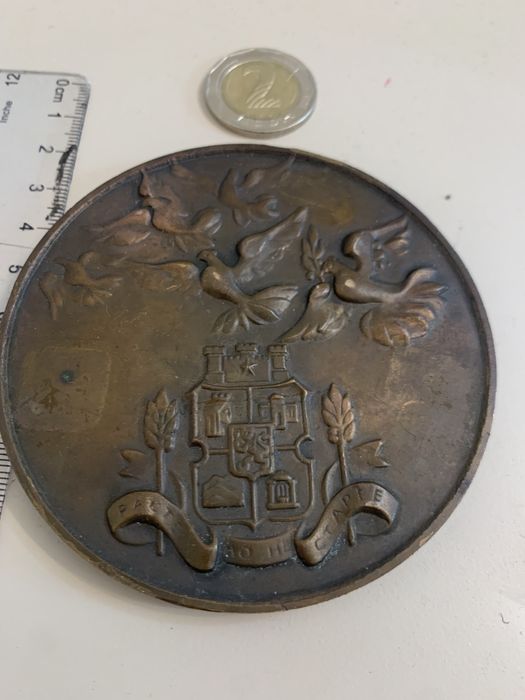 Статуетки Бронзови стари