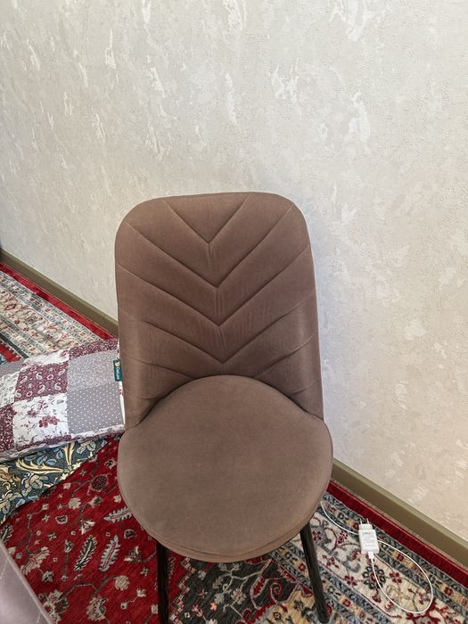 Продам 6 стульчик эстетичный