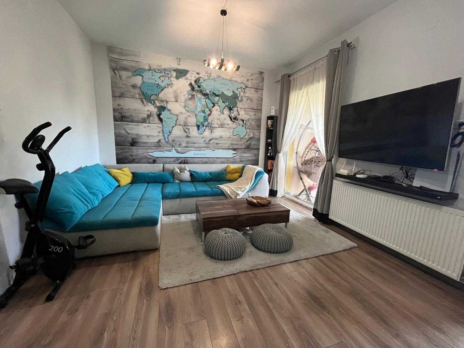 Vand ½ duplex in Ghiroda, 4 Camere, zona excelenta, 2 Locuri de Parcare și Aer Condiționat – 180.500 - usor negociabil