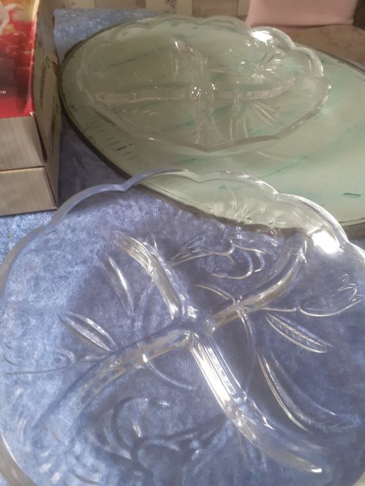 Менажница, менажница.