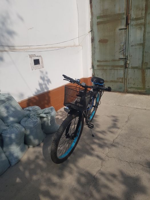 Срочно!!!Велосипед VELOMAX горный.