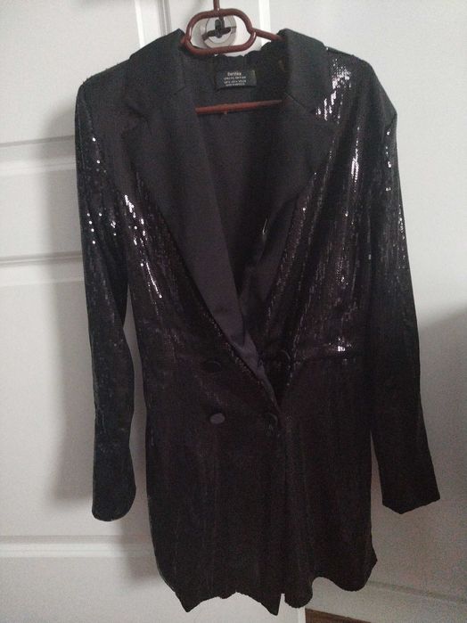 De vanzare Salopeta-pantalon scurt Bershka, marime M, in conditii bune