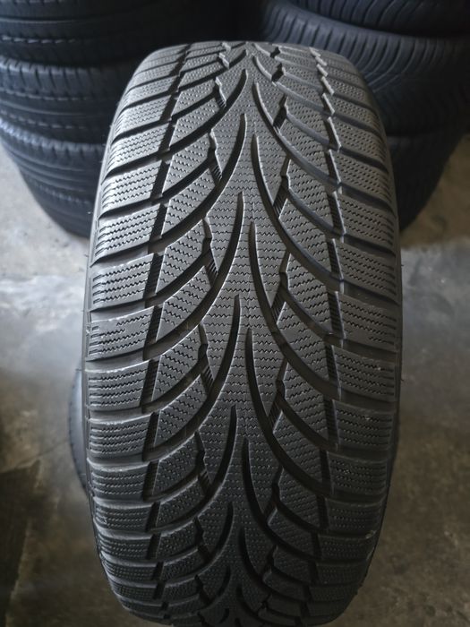 Nankang 215/50 R18 92V MS iarnă