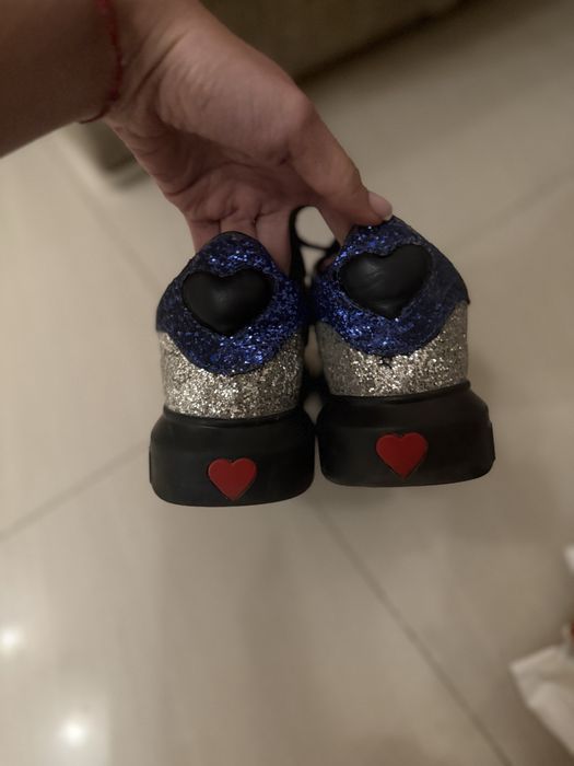 Сникърси / Маратонки Love Moschino