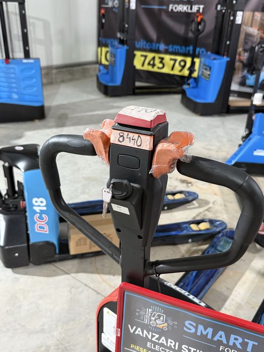 Transpaleta Electrica Li ION 2 To