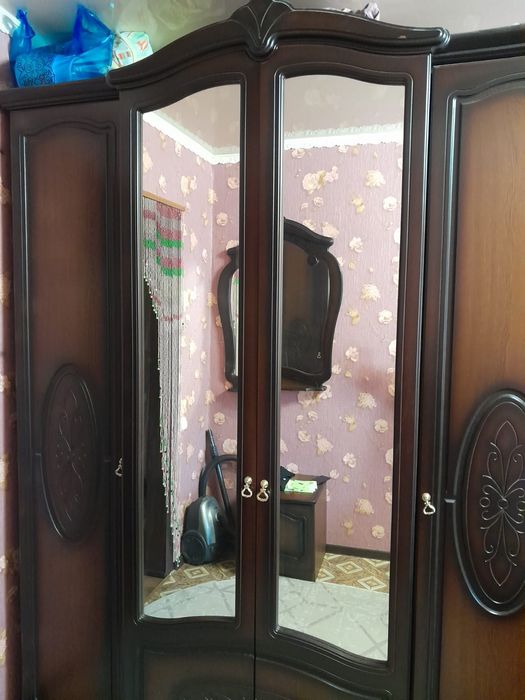 Спальный гарнитур