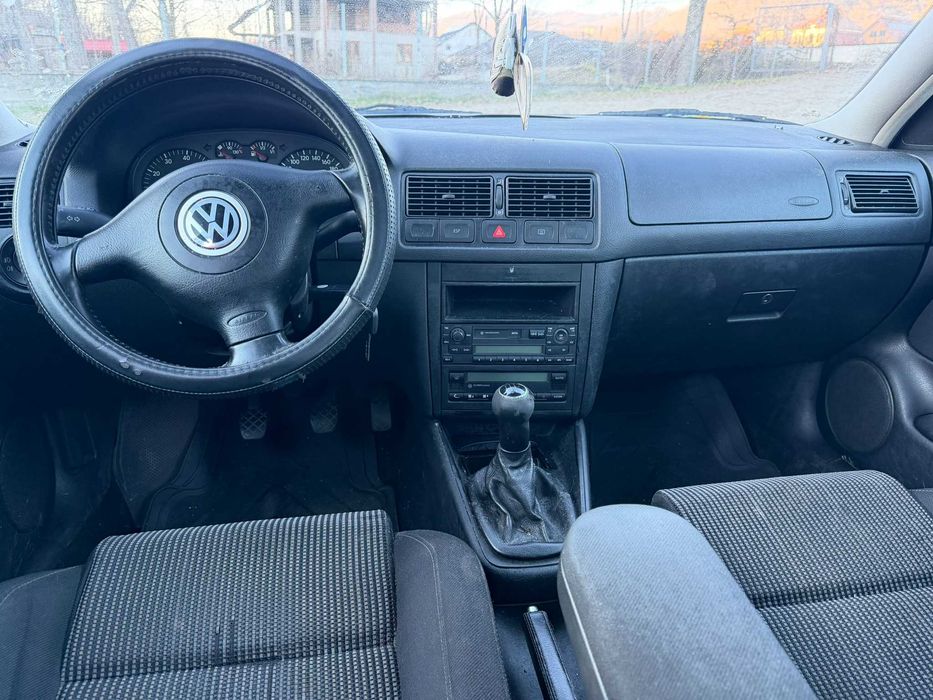 Volkswagen Golf 4