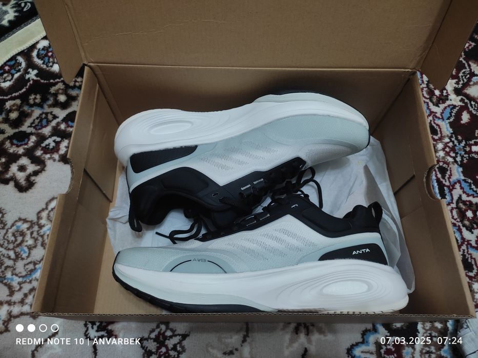 Кроссовки Anta 41 размер Весна лето