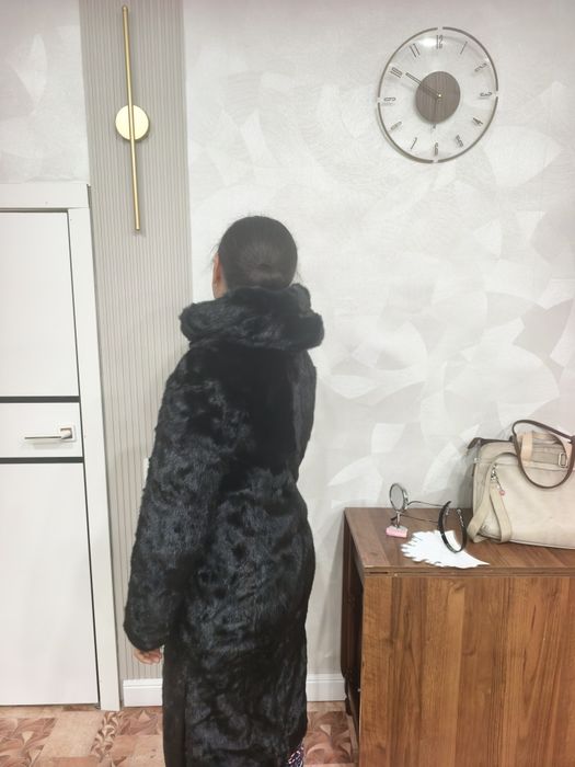 Продам норковую шубу