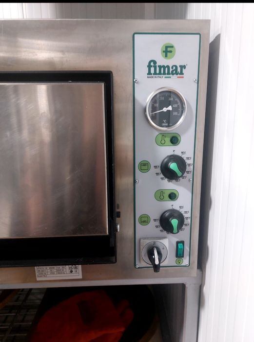 Фурна за пици, тестобъркачка, зеленчукорезачка