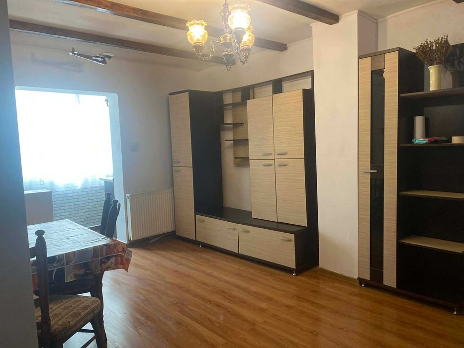 Apartament pt inchiriat,3 camere,str Torentului T18